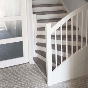HPL laminaat traprenovatie in kleur concrete platinum