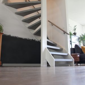 HPL laminaat traprenovatie in kleur concrete platinum