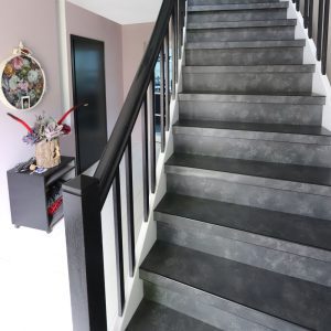 HPL laminaat traprenovatie in kleur Segovia Slate
