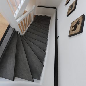 HPL laminaat traprenovatie in kleur weave anthracite