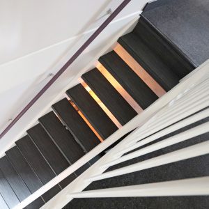 Woven traprenovatie