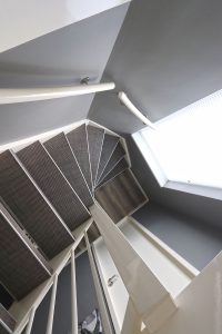 Woven traprenovatie