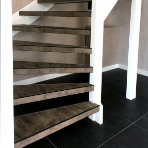 leren trapbekleding Basalto