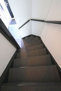 Woven trapbekleding trap renovatie