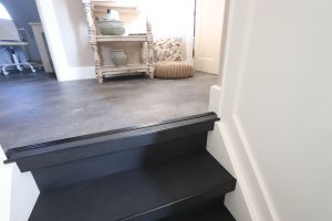 traprenovatie beton in de kleur RAL9017100