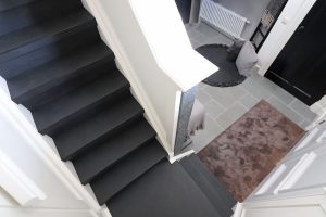 traprenovatie beton in de kleur RAL9017100