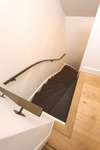 Traprenovatie leren trapbekleding