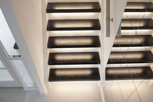 Paintwood Black glans traprenovatie LED