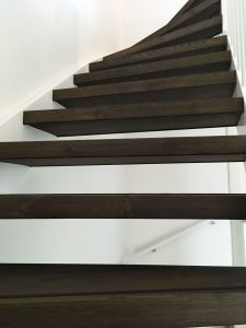 Houten traprenovatie Charcoal
