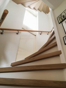 Houten traprenovatie White
