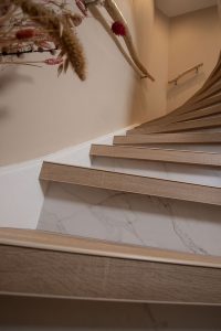 Dichte traprenovatie met PVC