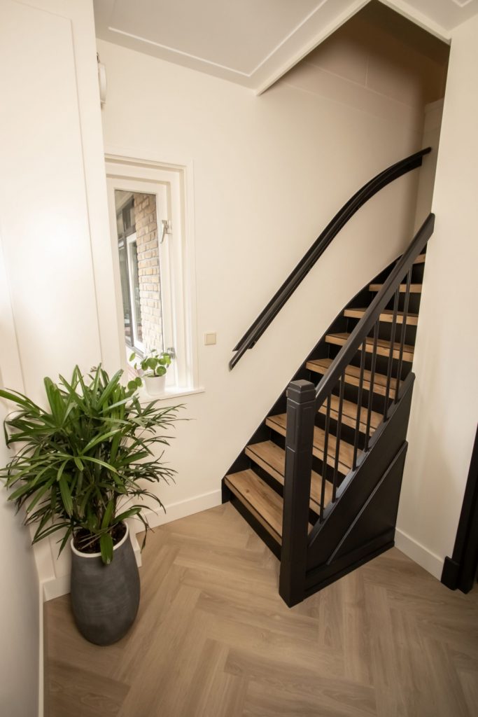 PVC traprenovatie