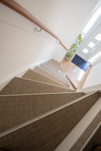Woven traprenovatie