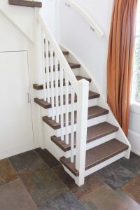 Traprenovatie woven in de kleur Spice