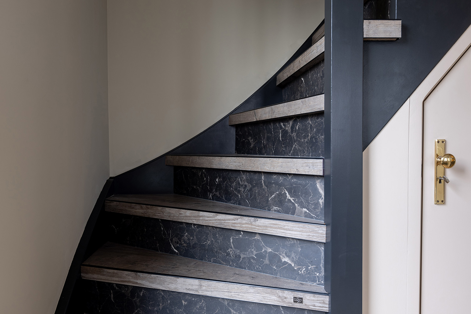 Dichte traprenovatie met PVC