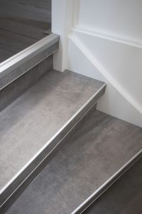 HPL Traprenovatie - Concrete Platinum