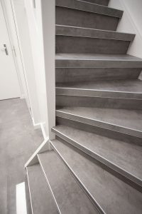 HPL Traprenovatie - Concrete Platinum