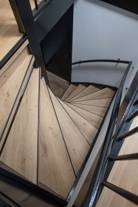 Traprenovatie pvc in de kleur Monte Rosa