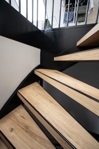 pvc traprenovatie in de kleur Monte Rosa