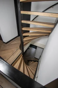 Traprenovatie pvc in de kleur Monte Rosa