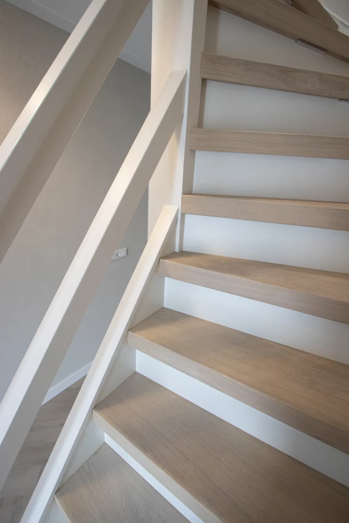 traptreden van hout