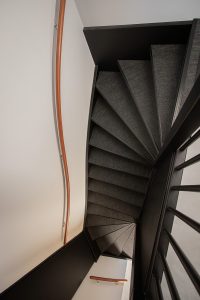 Woven trapbekleding trap renovatie