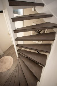 Bronze Granada HPL Traprenovatie