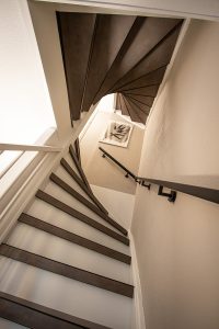 Bronze Granada HPL Traprenovatie