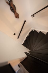 Brushed Black HPL traprenovatie