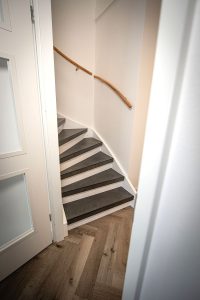 PVC traprenovatie steenlook in Boskoop