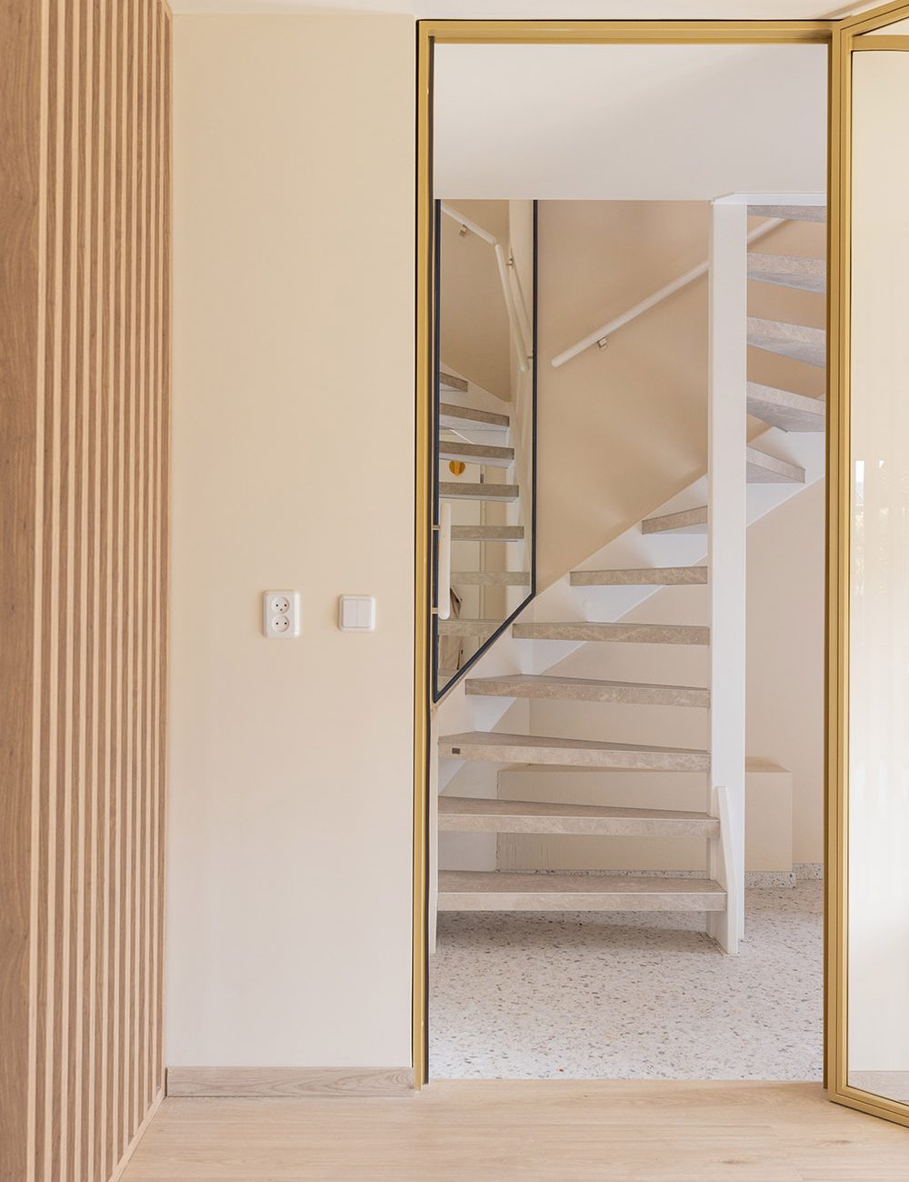 Traprenovatie marmerlook