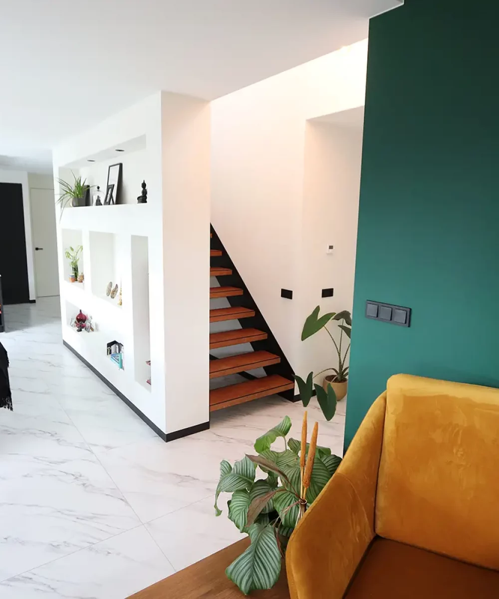 Traprenovatie Slate leder Geschuurd Lichtbruin